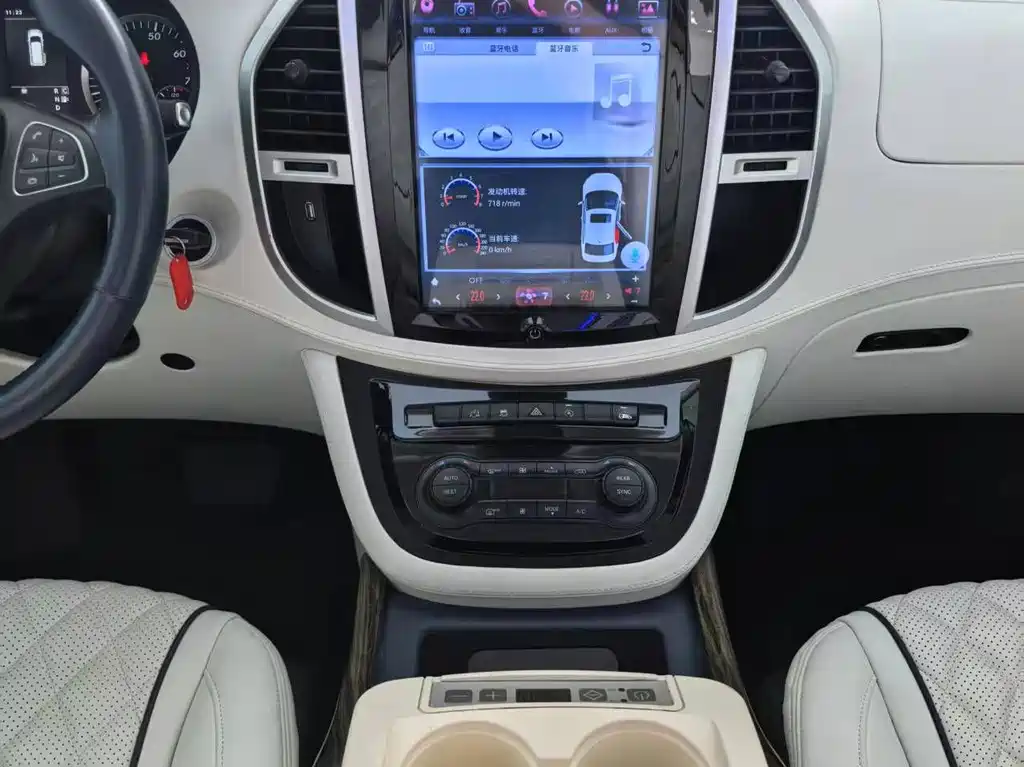 Mercedes-Benz Vito 2016 2.0T Elite