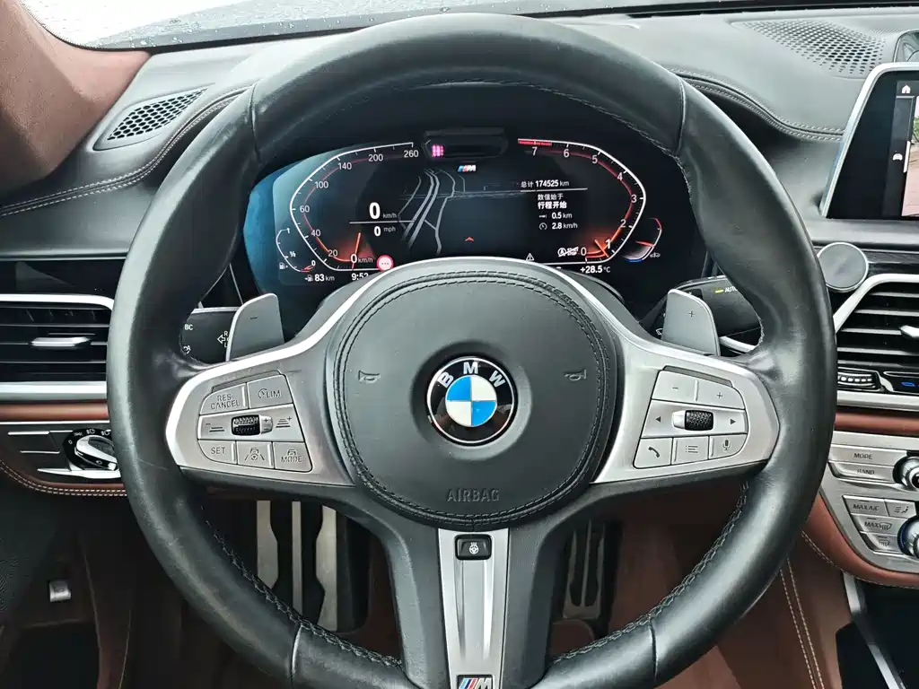 BMW 7 Series 2019 740Li xDrive Executive M Sport Package