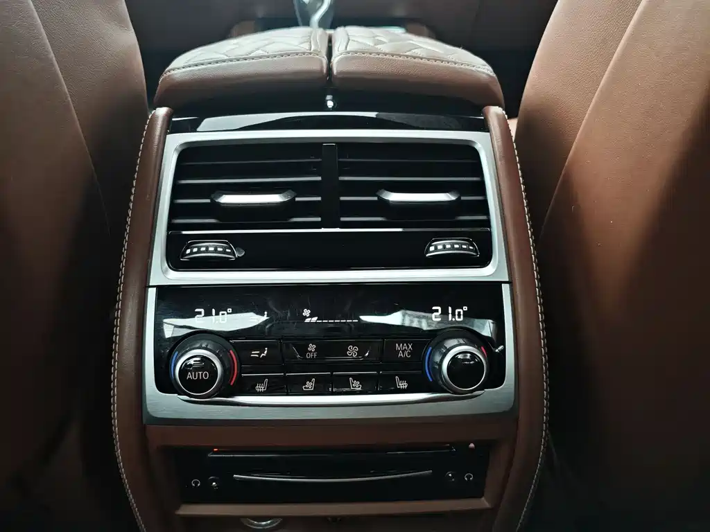 BMW 7 Series 2019 740Li xDrive Executive M Sport Package