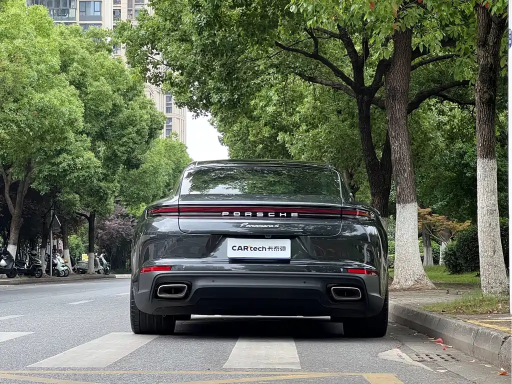 Panamera 2024 Panamera 4 Executive Long Wheelbase 2.9T