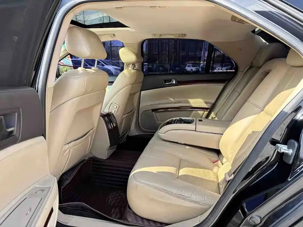 Cadillac SLS 2011 2.0T Elite