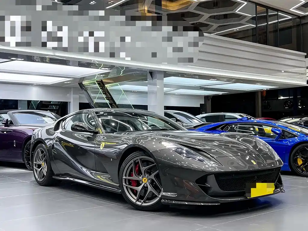 Ferrari 812 Superfast 2017 6.5L