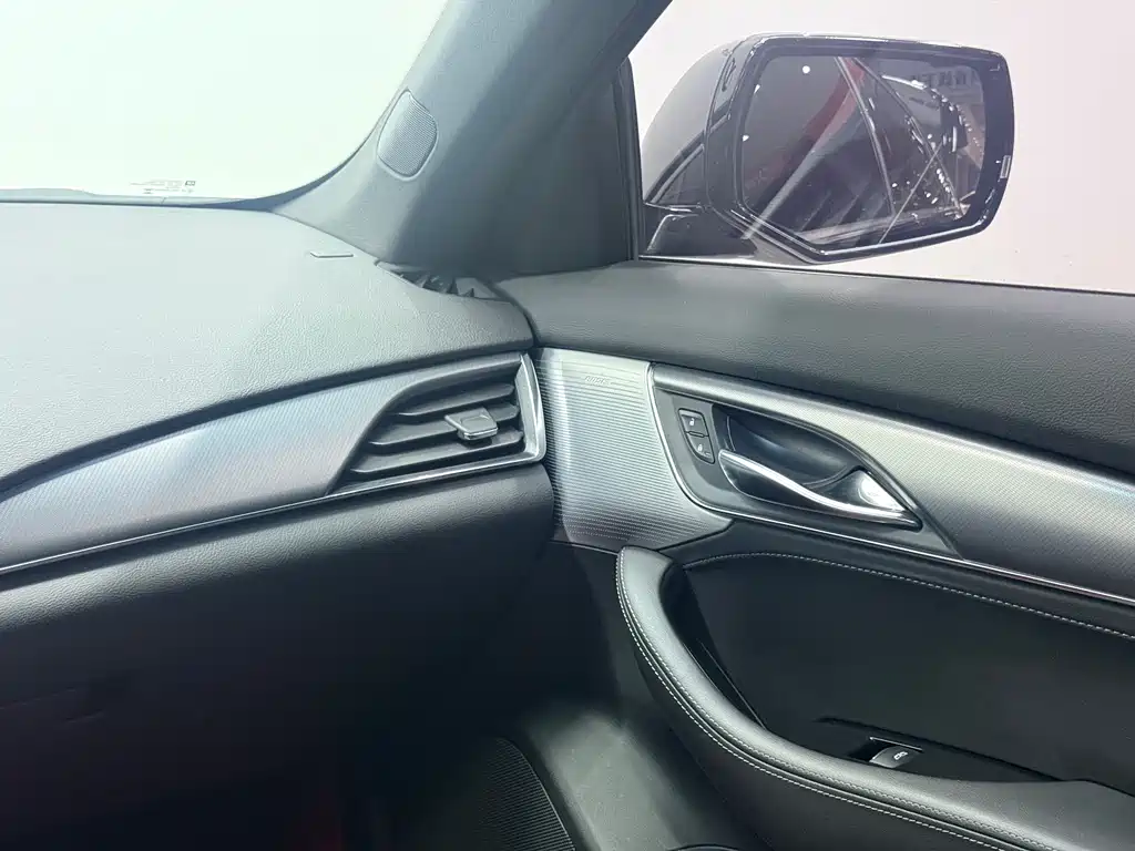 Cadillac CT5 2023 28T Luxury (Standard Edition)