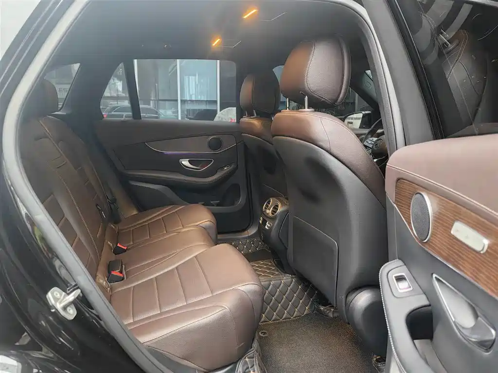 Mercedes-Benz GLC 2022 GLC 260 L 4MATIC Luxury Edition