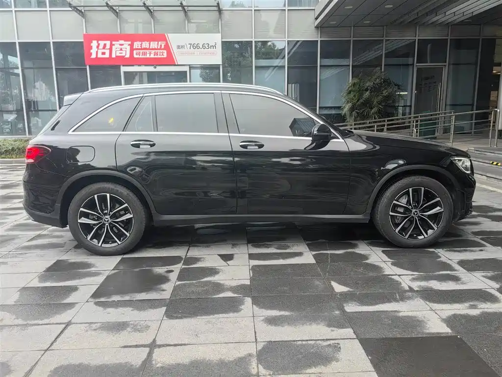 Mercedes-Benz GLC 2022 GLC 260 L 4MATIC Luxury Edition