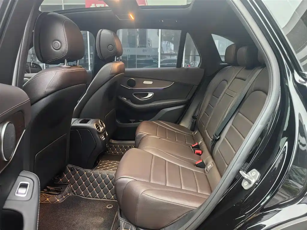 Mercedes-Benz GLC 2022 GLC 260 L 4MATIC Luxury Edition