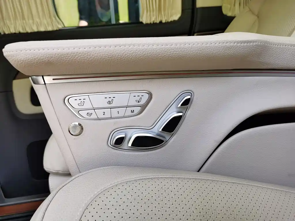 Mercedes-Benz V-Class 2021 V 260 L Long Wheelbase Luxury