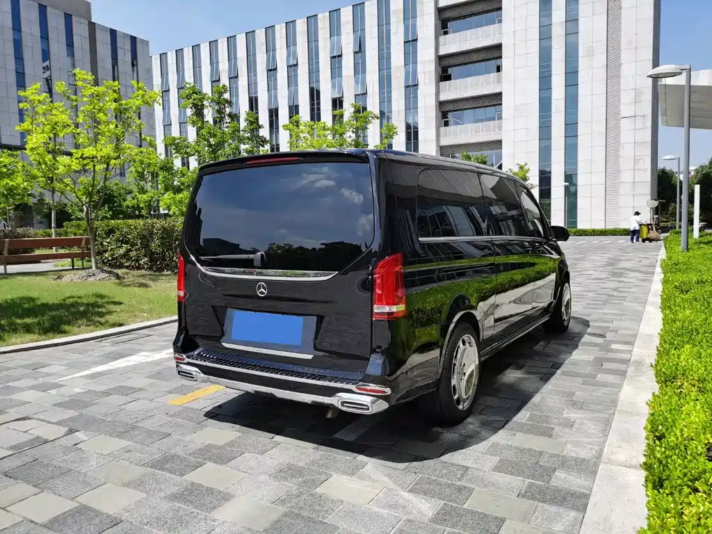 Mercedes-Benz V-Class 2021 V 260 L Long Wheelbase Luxury