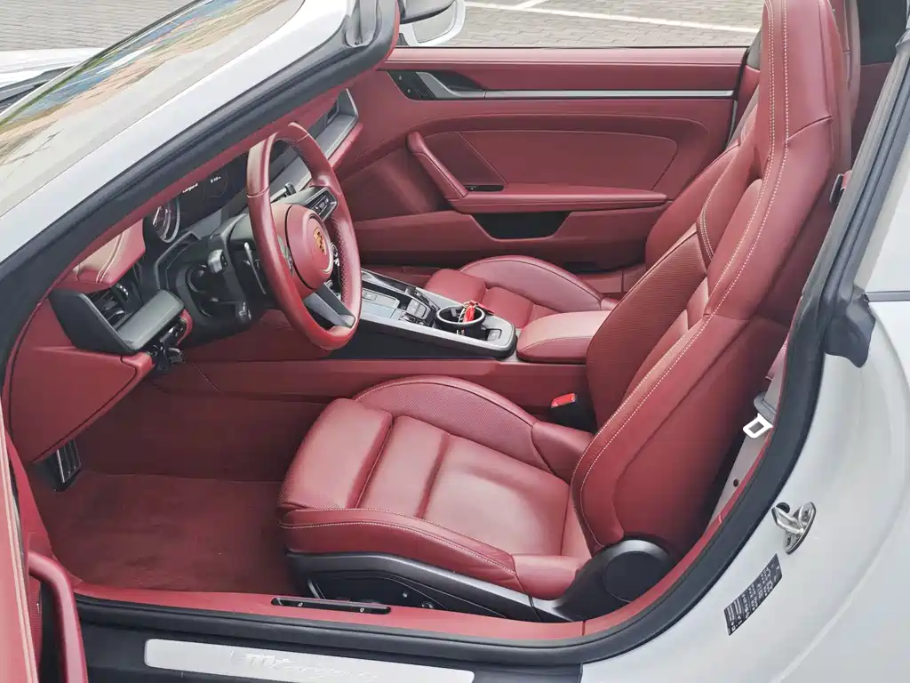 Porsche 911 Targa 4