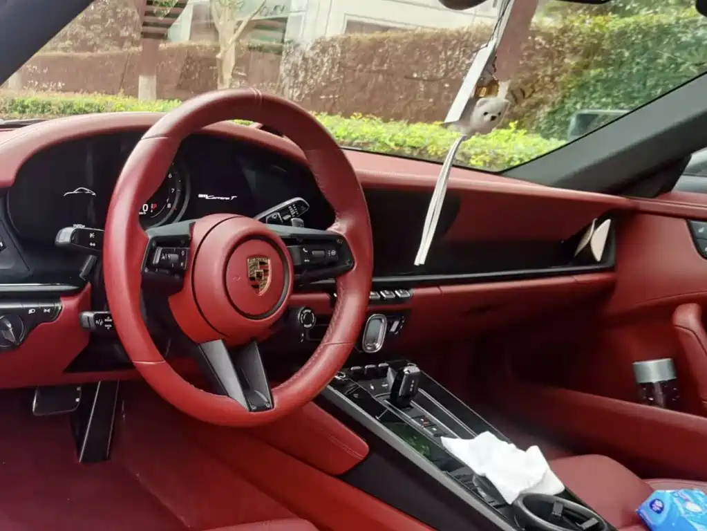 Porsche 911 2023 Carrera T 3.0T