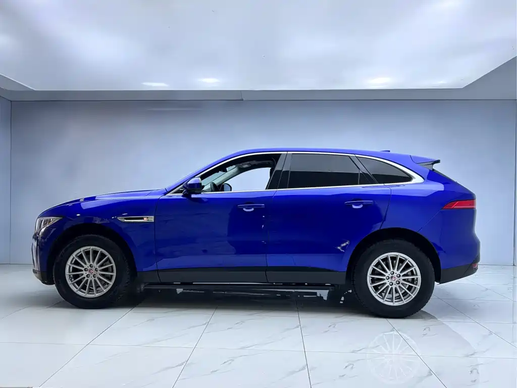 Jaguar F-PACE 2018 2.0T RWD Urban Prestige Edition