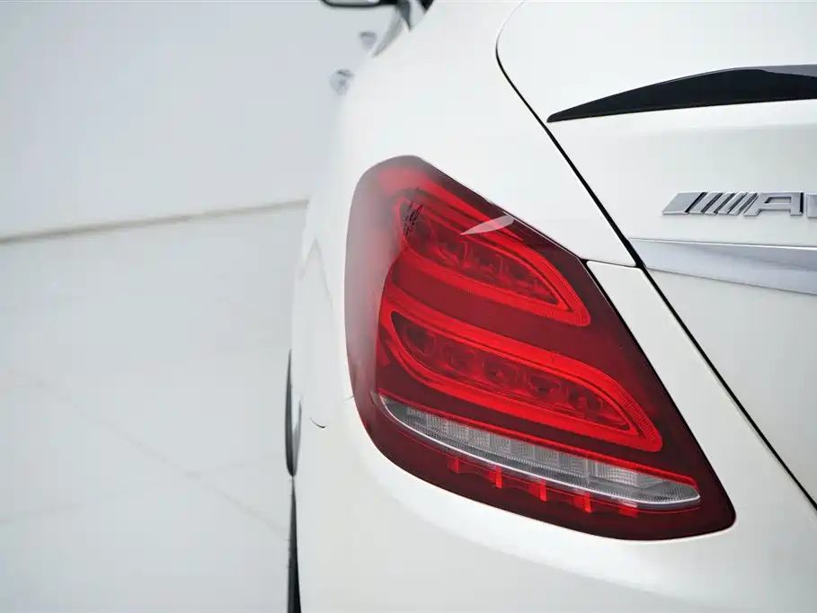 Mercedes-AMG C 63 2017