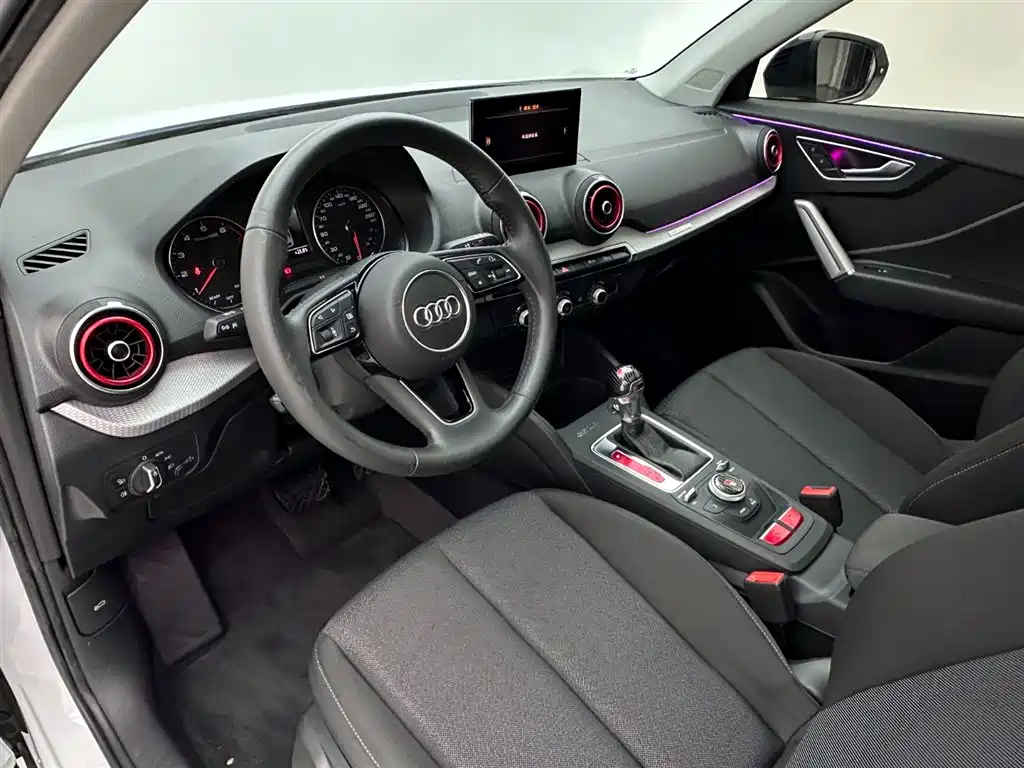 Audi Q2L 2021 35 TFSI Entry Dynamic Edition