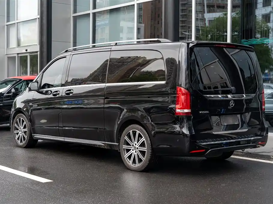 Mercedes-Benz V-Class 2022 V 260 L Long Wheelbase Luxury Edition