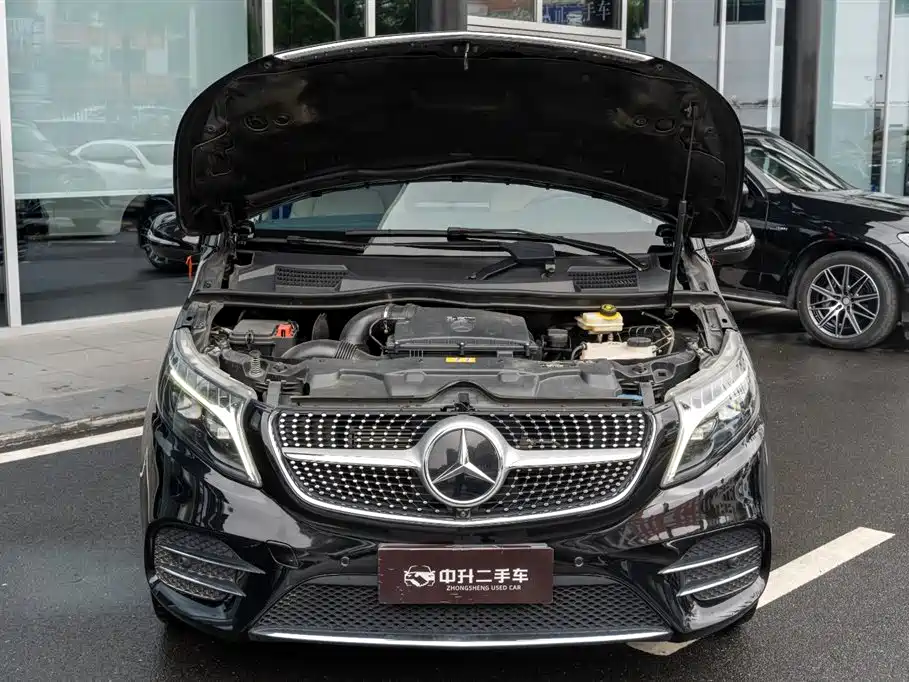 Mercedes-Benz V-Class 2022 V 260 L Long Wheelbase Luxury Edition