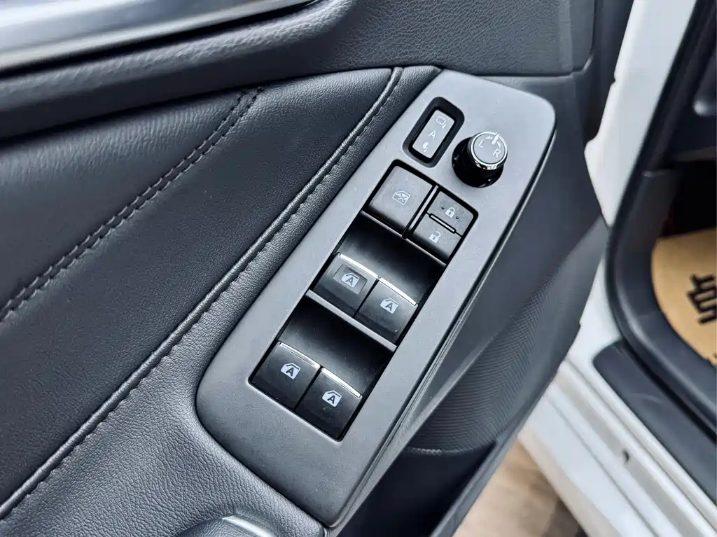 Avalon 2023 2.0L Luxury Edition