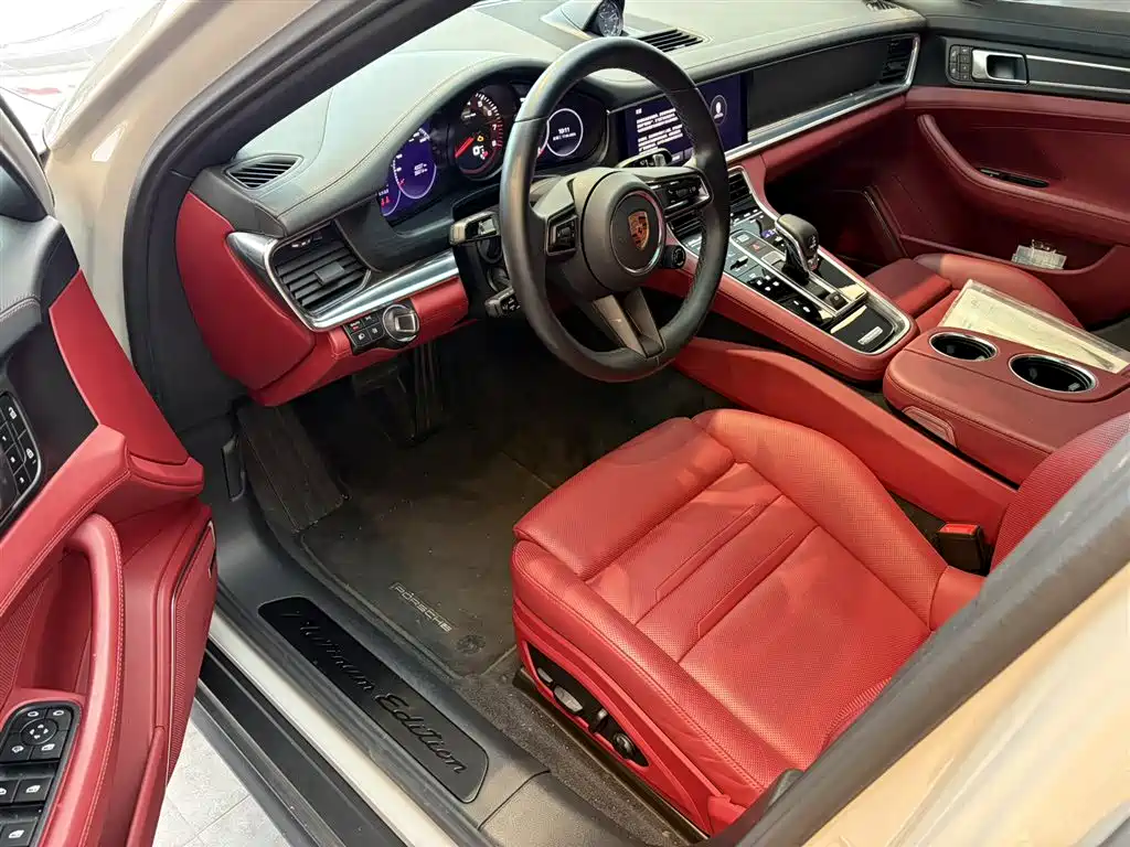 Porsche Panamera 2023 2.9T