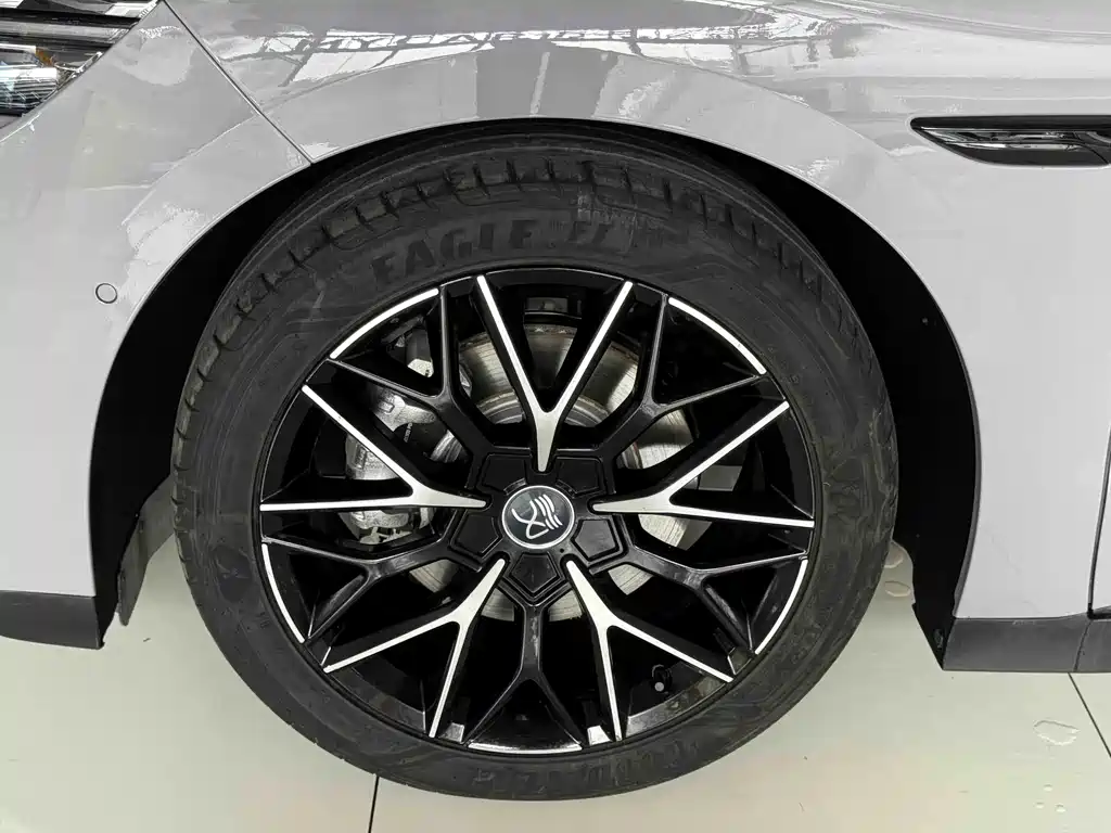 BYD Han 2025 DM-i 125km Premium