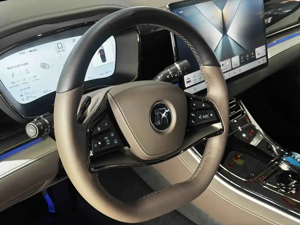 BYD Han 2025 DM-i 125km Premium