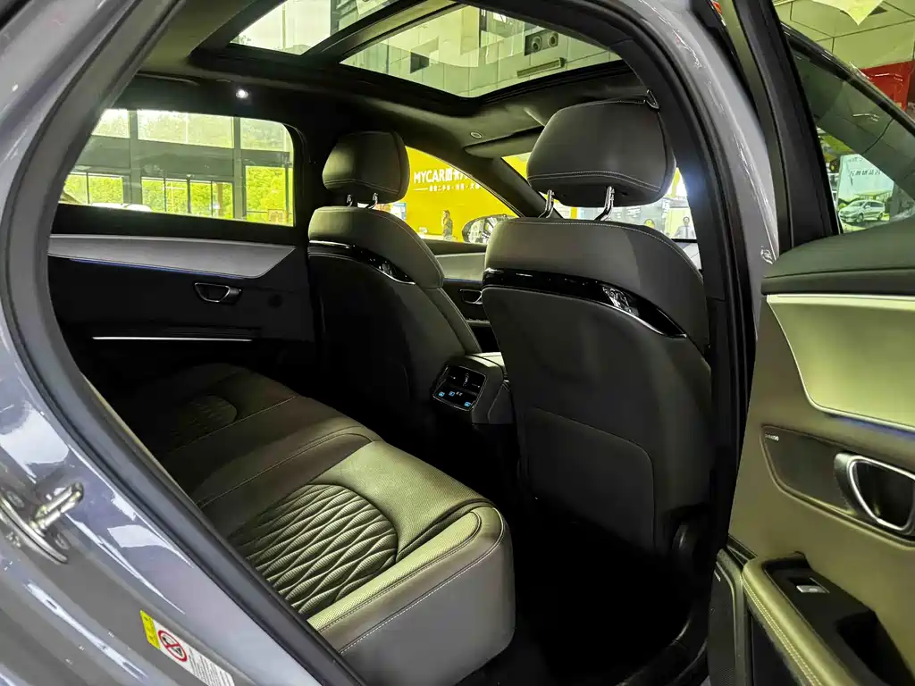 BYD Han 2025 DM-i 125km Premium
