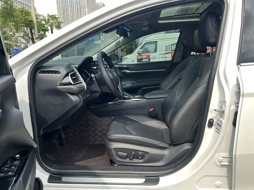 Camry 2019 2.5G Luxury Edition China VI
