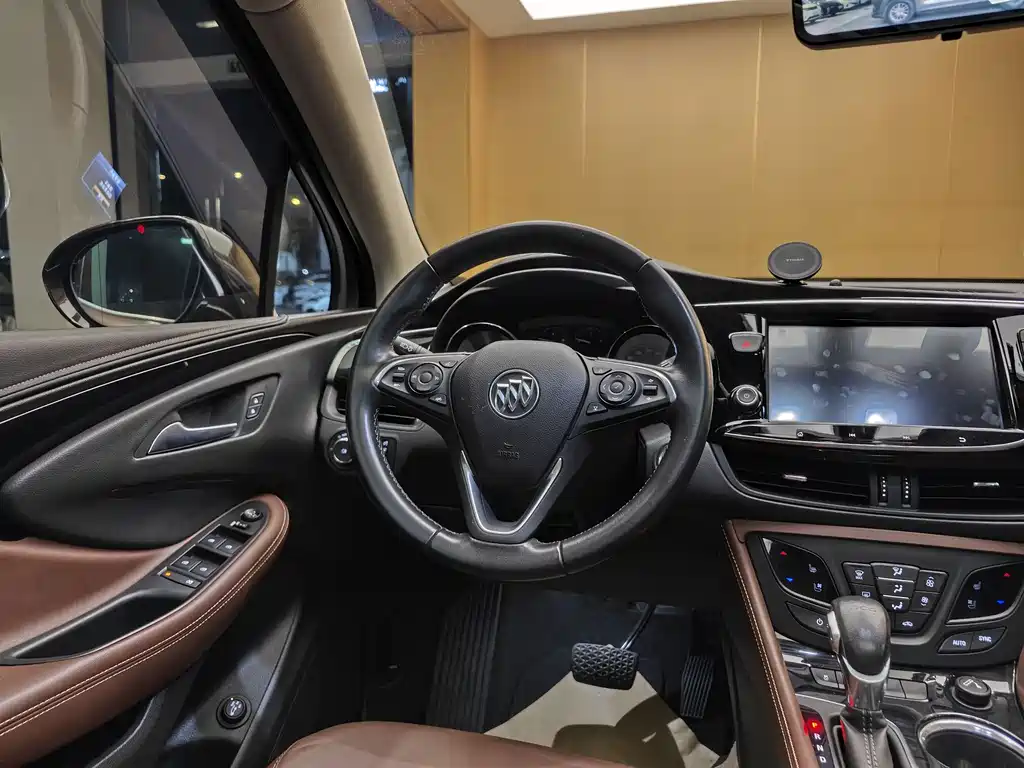 Buick Envision Plus 2021 532T FWD Luxury