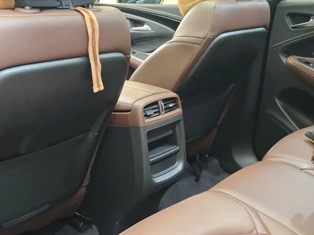 Buick Envision Plus 2021 532T FWD Luxury