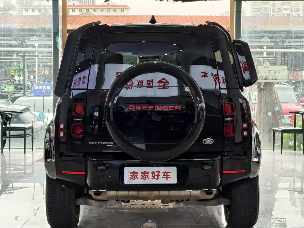 Land Rover Defender 2023 110 3.0T P400 X-DYNAMIC HSE