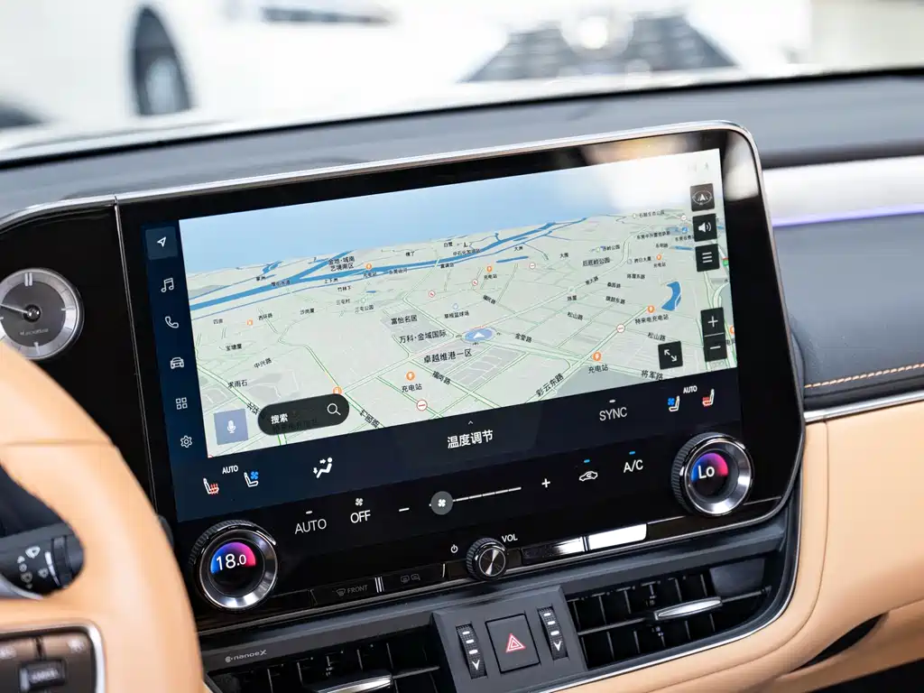 Lexus ES 300h Luxury 2025