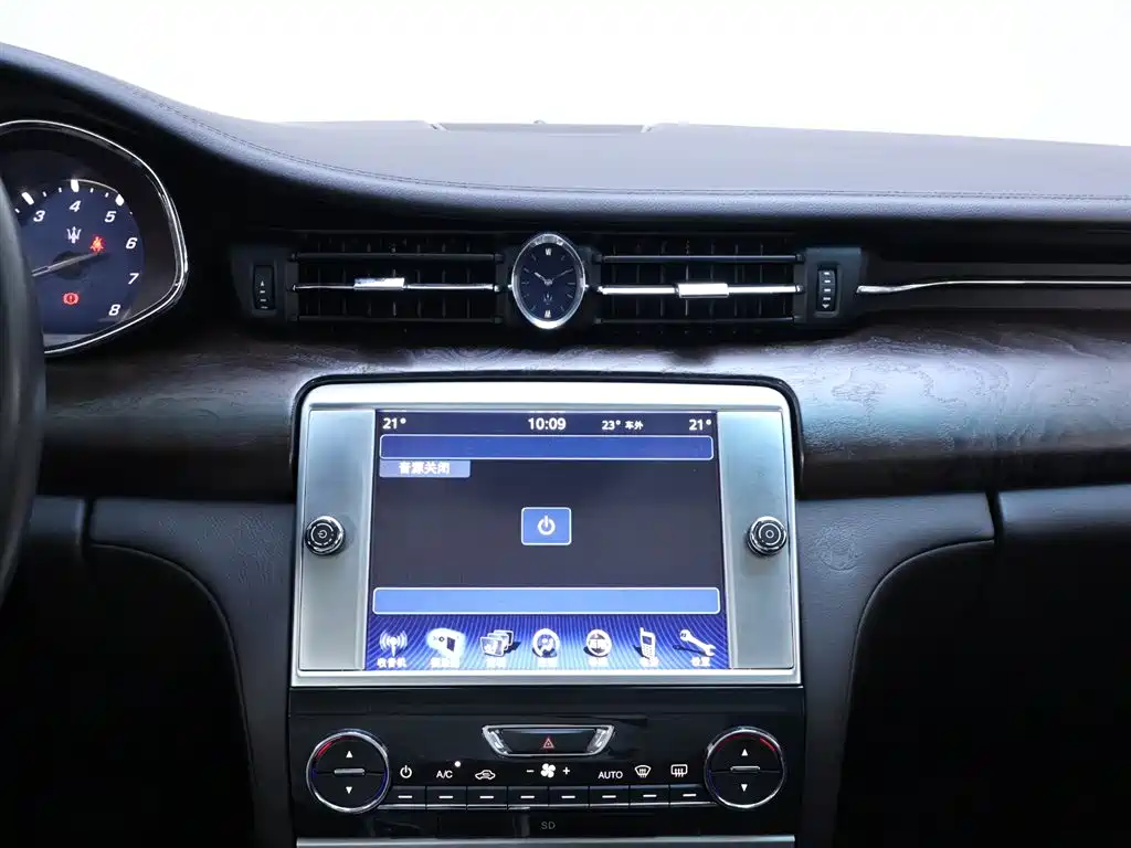 Maserati Quattroporte 2015 3.0T Standard