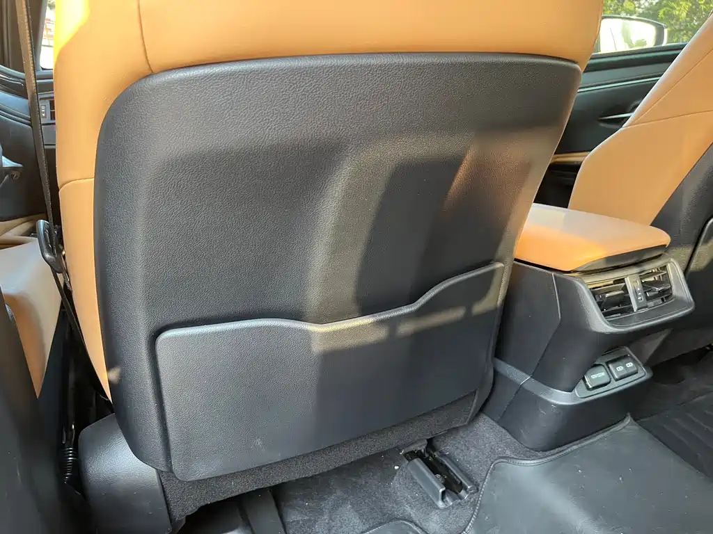 Lexus ES 2022 300h Premium Edition