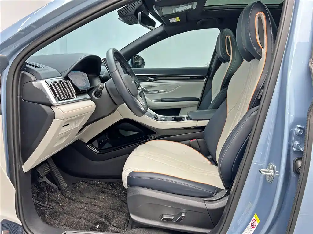 BYD Song Plus DM-i Champion Edition 150km Flagship Plus 5G 2023