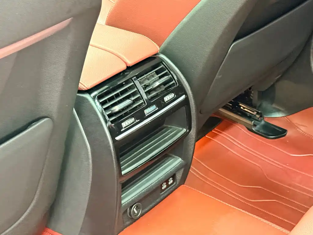 BMW 5 Series 2022 LCI 530Li Leading M Sport Package