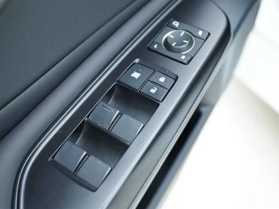 Lexus ES 200 2018