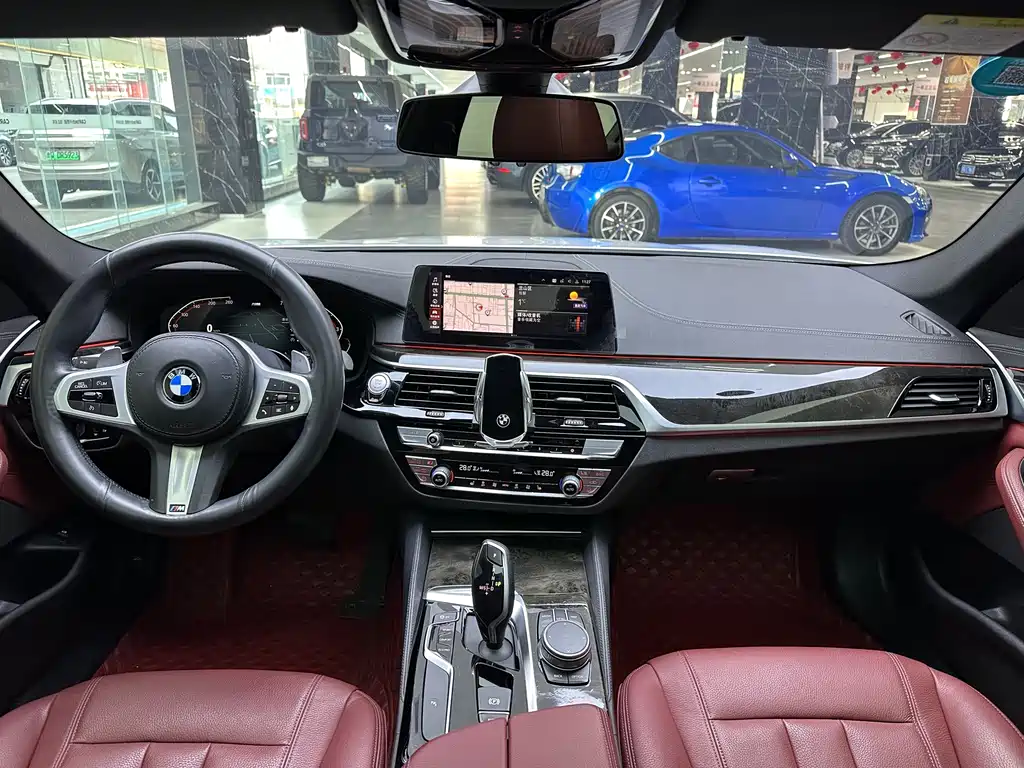 BMW 5 Series 2020 530Li Leading Model M Sport Package