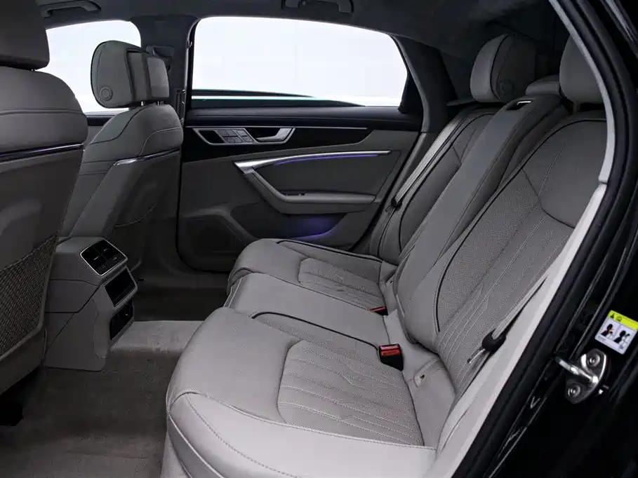 Audi A6L 2023 55 TFSI quattro Exclusive Elegant