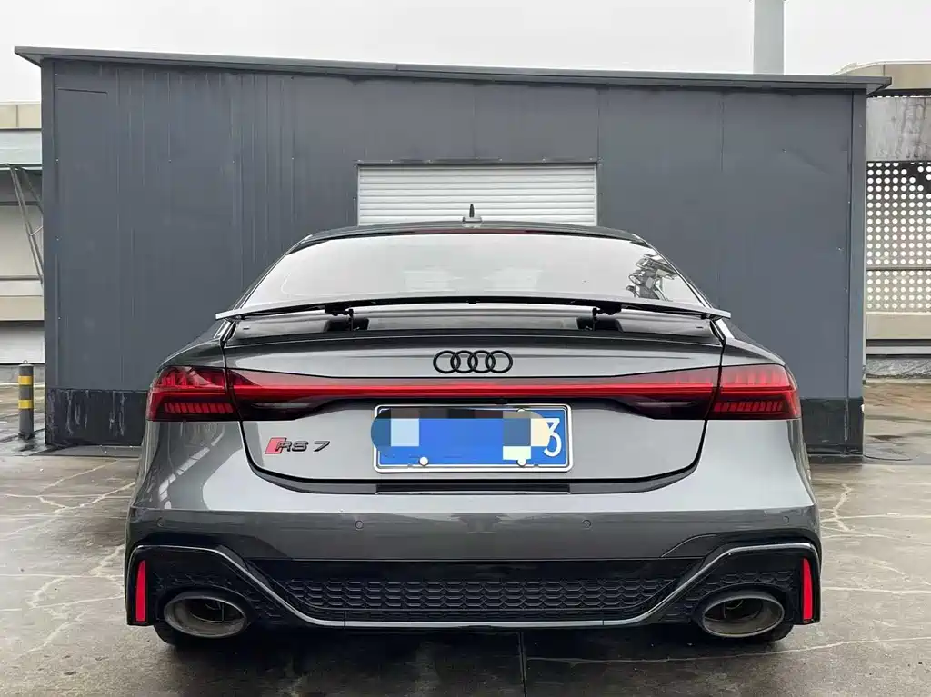 Audi RS 7 4.0T Sportback