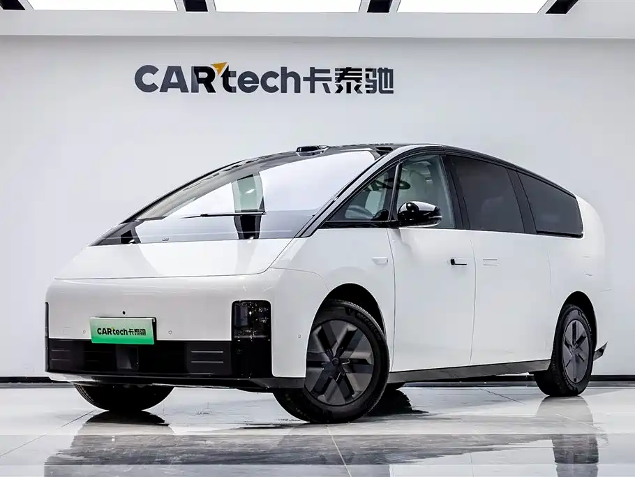 Li Auto MEGA 2025 Ultra Smart Refresh Edition