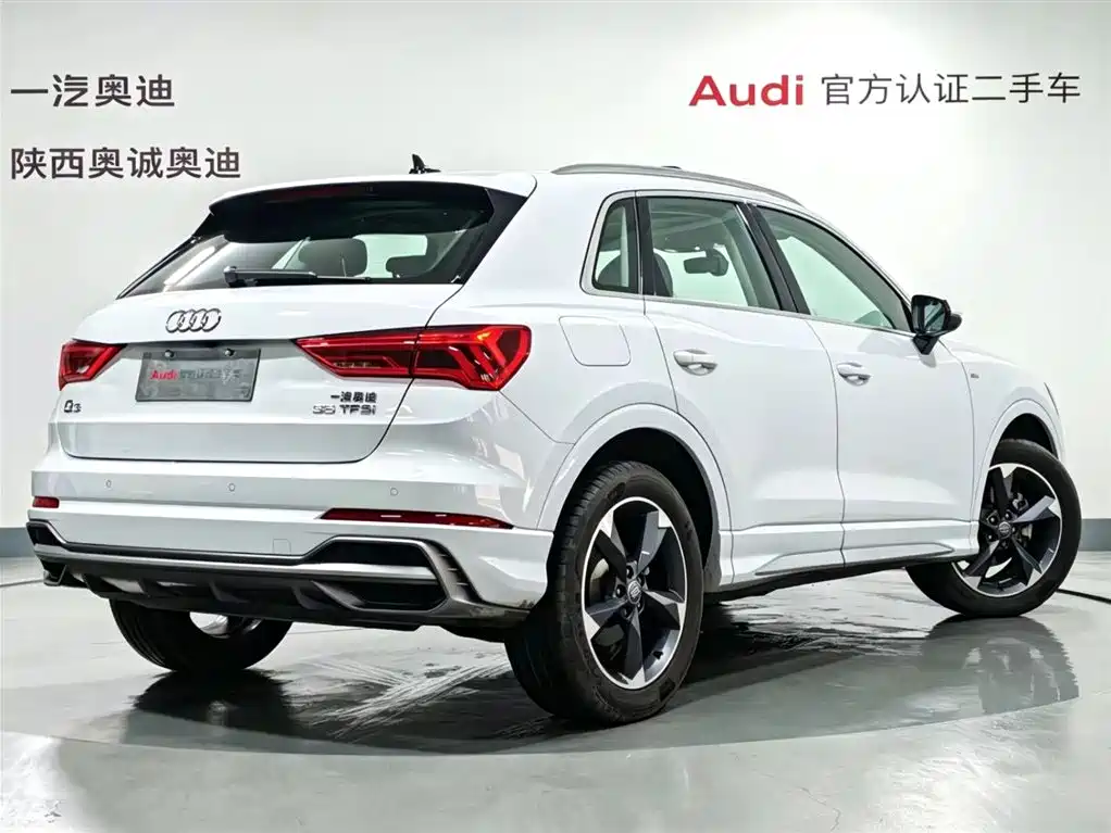 Audi Q3 2019 35 TFSI S Line