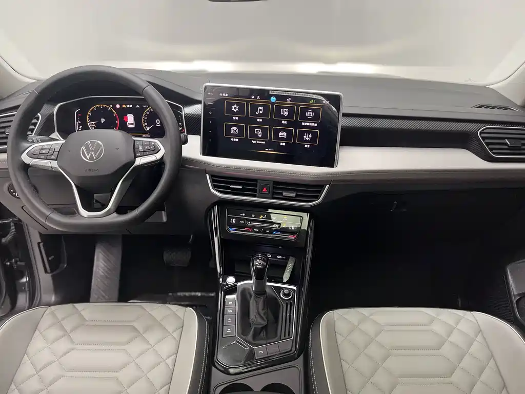 Volkswagen Tayron 2024 330TSI FWD Luxury Plus Advanced Edition