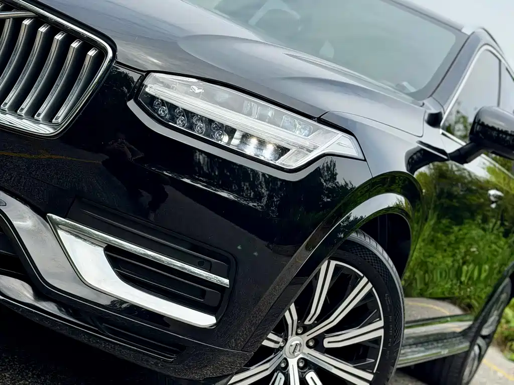 Volvo XC90 2022 B6 Momentum 7-seater