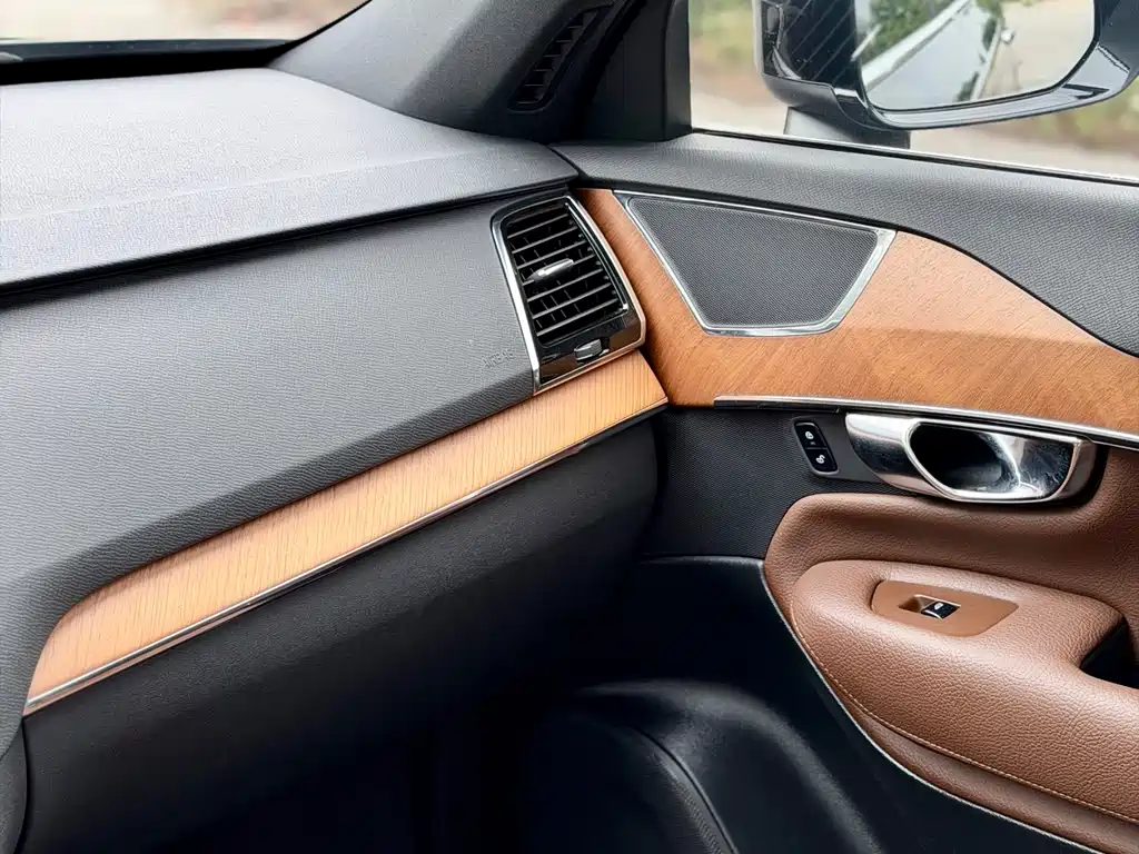 Volvo XC90 2022 B6 Momentum 7-seater