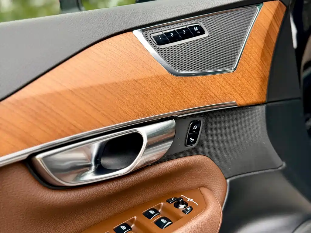 Volvo XC90 2022 B6 Momentum 7-seater