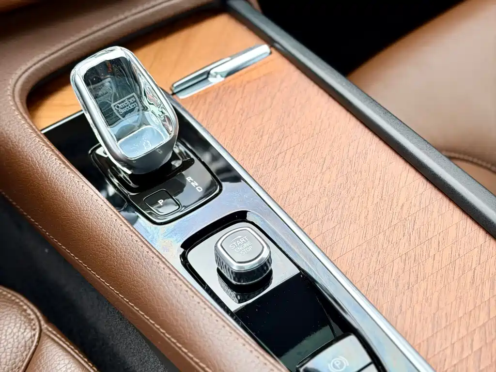 Volvo XC90 2022 B6 Momentum 7-seater