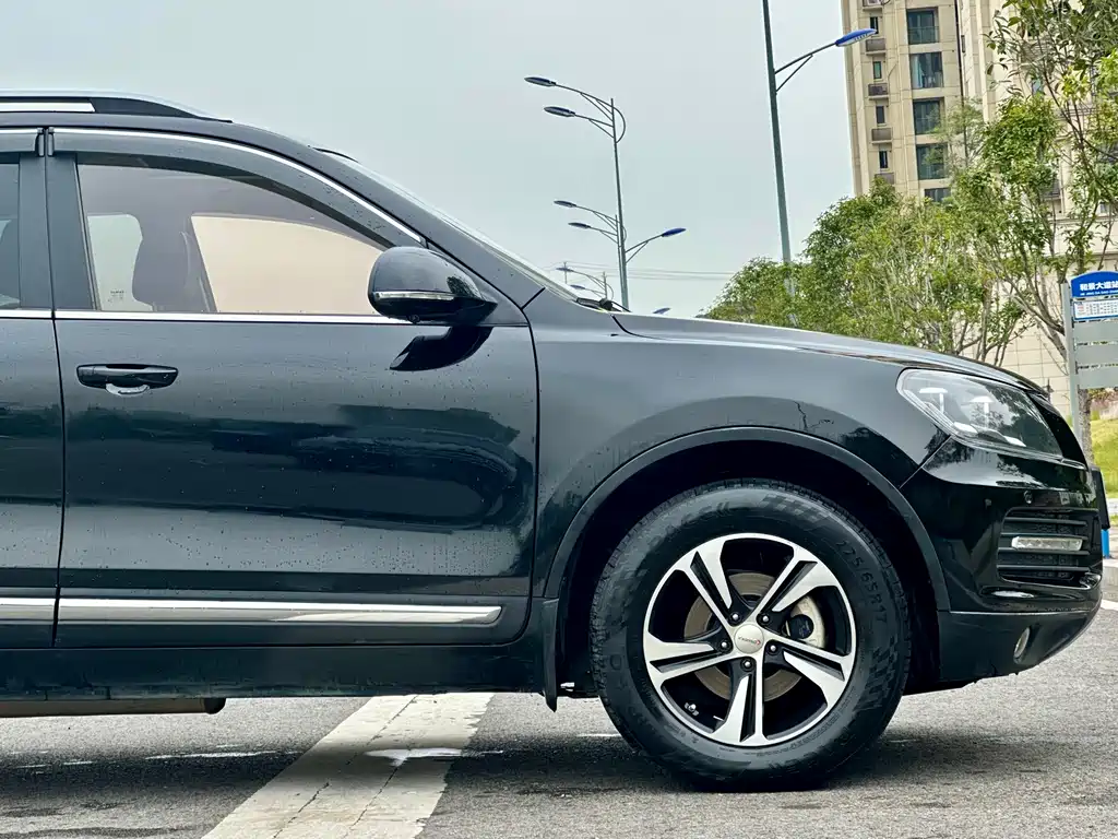 Yema T70 2016 Upgraded Edition 1.8T CVT Flagship