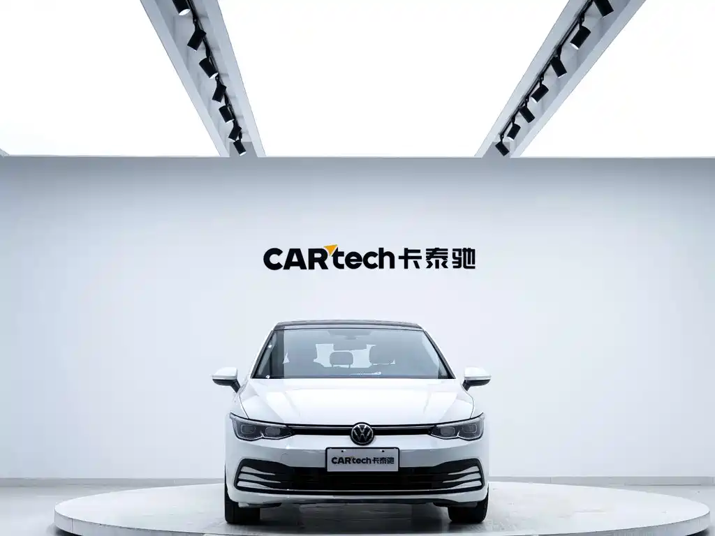 Golf 2023 Facelift 200TSI DSG Pro