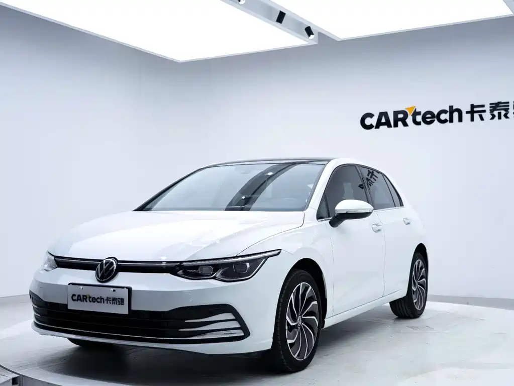 Golf 2023 Facelift 200TSI DSG Pro
