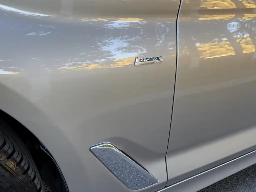 BMW 5 Series 2018 Facelift 530Li Leading Edition Luxury Package