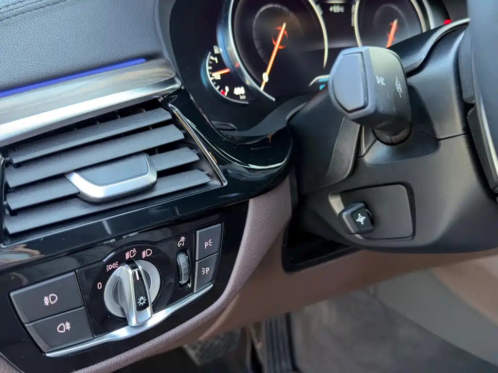 BMW 5 Series 2018 Facelift 530Li Leading Edition Luxury Package
