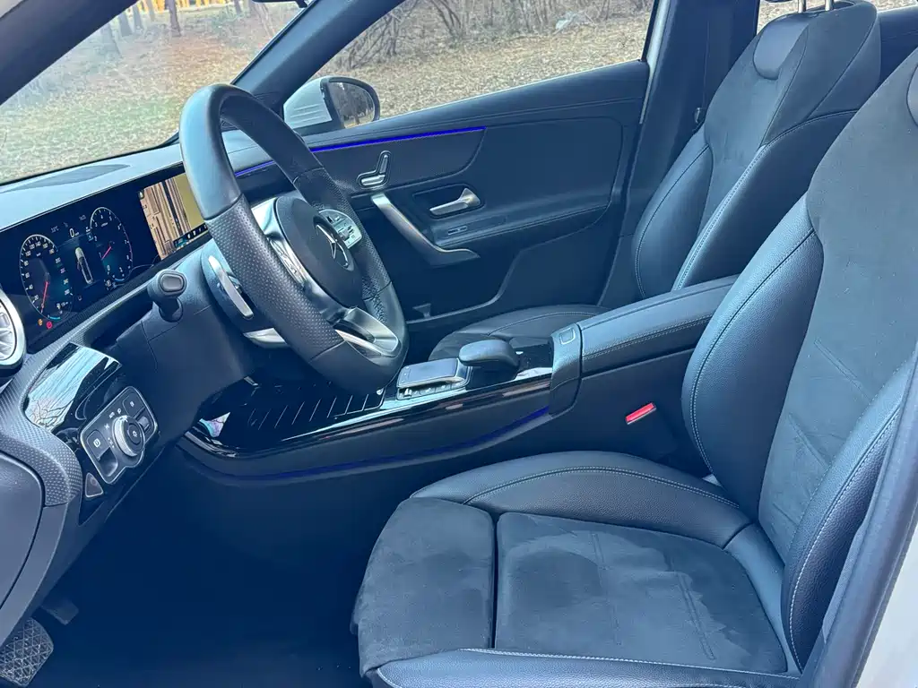 Mercedes-Benz A-Class 2023 A 200 L Fashion Edition
